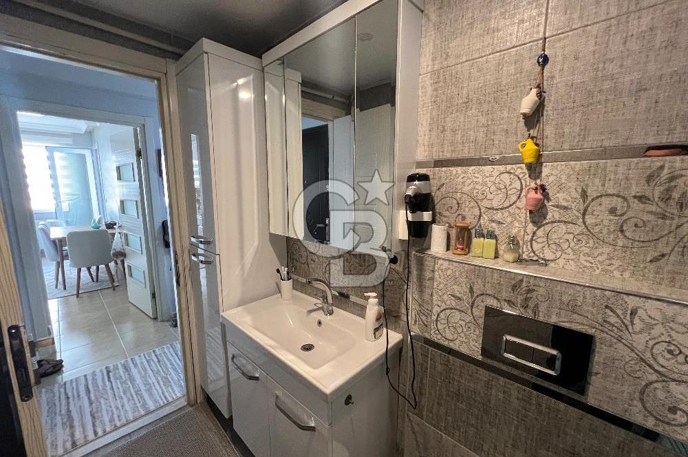 Karşıyaka Örnekköy’de 145m2 Kapalı Mutfak Satılık 3+1 Daire