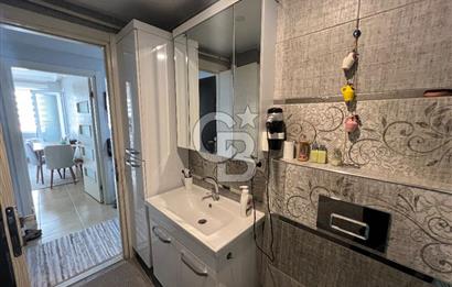 Karşıyaka Örnekköy’de 145m2 Kapalı Mutfak Satılık 3+1 Daire