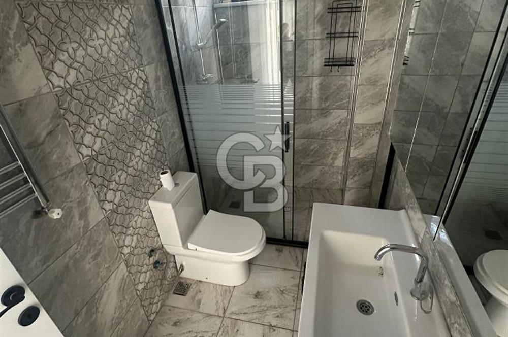 PENDİK BAHÇELİEVLER'DE MAH. 2+1 ARA KAT SATILIK DAİRE