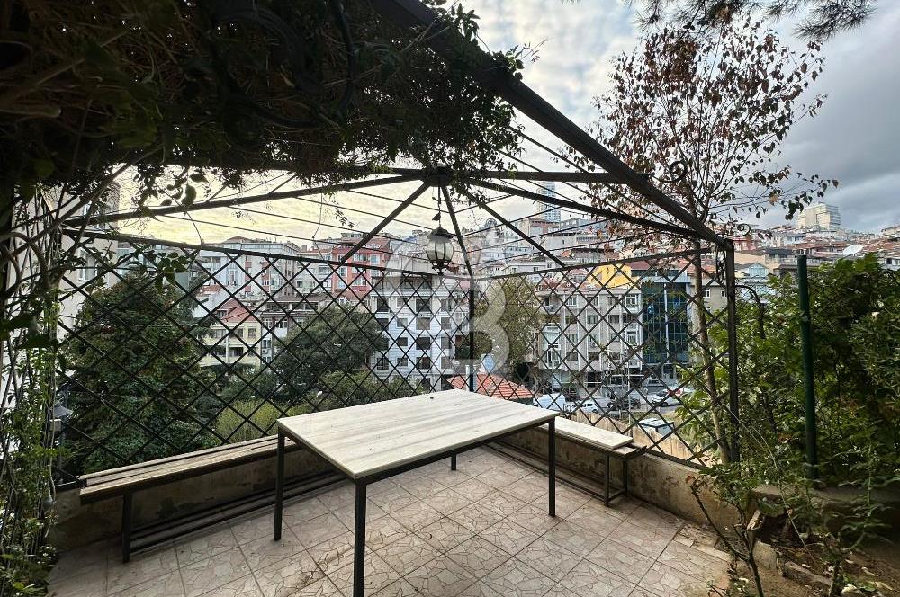 Şişli Fulya Basınkent Sitesi Arakat 3+1 Satılık Geniş Daire