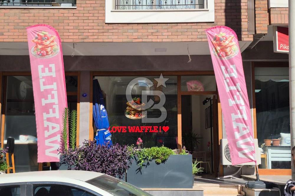 KARŞIYAKA ŞEMİKLER MERKEZ LÜKS BİNADA SATILIK DÜKKAN