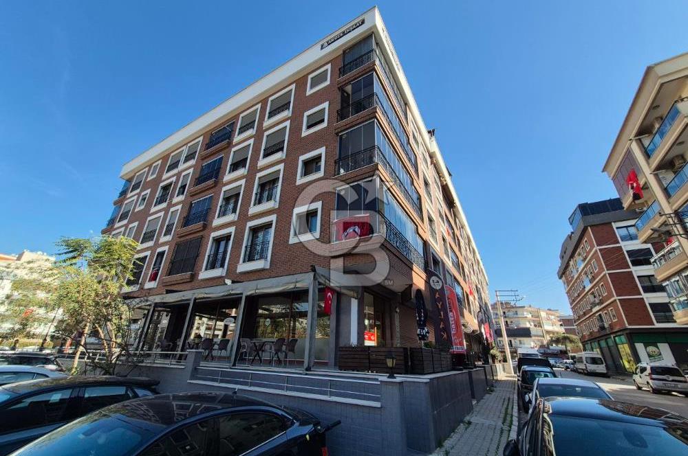 KARŞIYAKA ŞEMİKLER MERKEZ LÜKS BİNADA SATILIK DÜKKAN