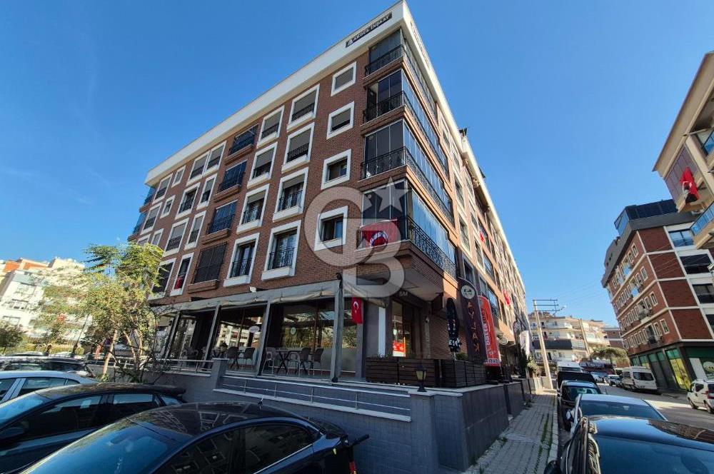 KARŞIYAKA ŞEMİKLER MERKEZ LÜKS BİNADA SATILIK DÜKKAN