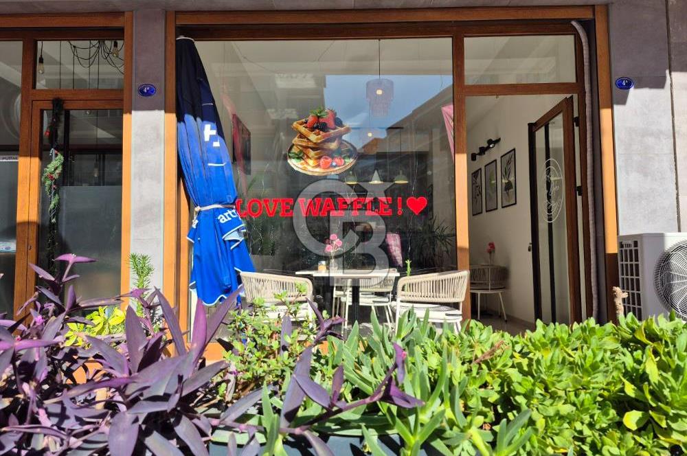 KARŞIYAKA ŞEMİKLER MERKEZ LÜKS BİNADA SATILIK DÜKKAN