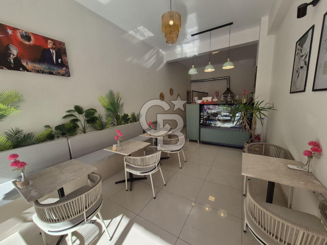 KARŞIYAKA ŞEMİKLER MERKEZ LÜKS BİNADA SATILIK DÜKKAN