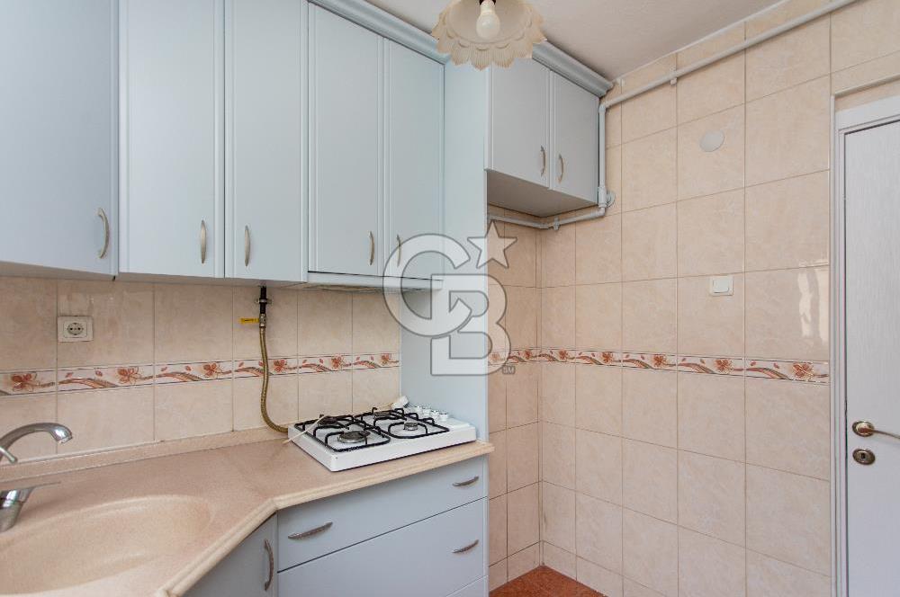 Karşıyaka Alaybey'de Satılık Denize Yakın 3+1 Daire