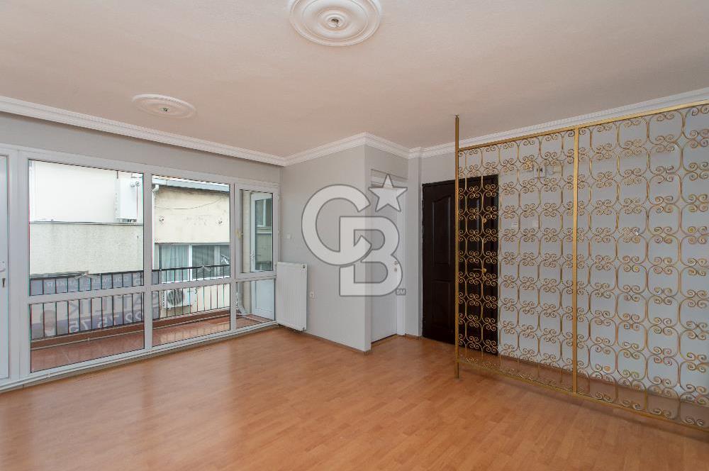 Karşıyaka Alaybey'de Satılık Denize Yakın 3+1 Daire