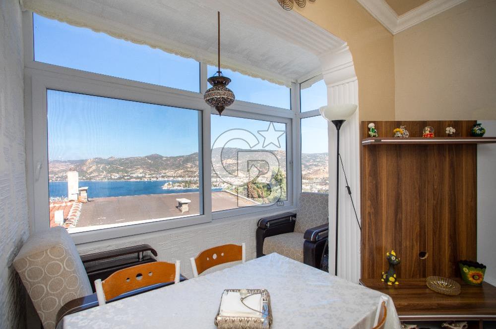 Foça Denizkent Sitesinde Satılık 2+1 Dubleks