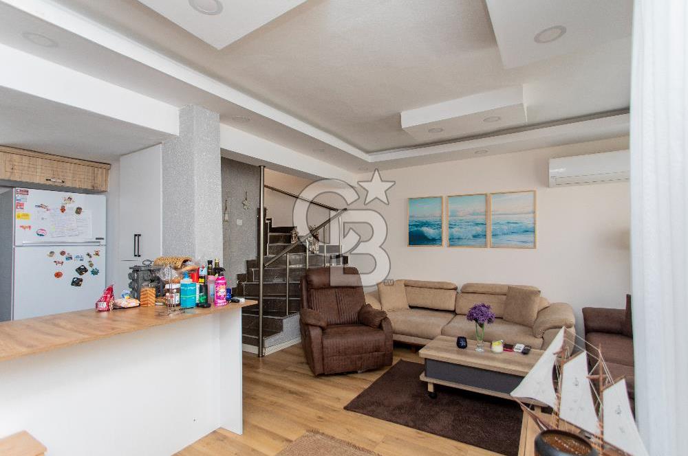 Eski Foça Atatürk Mah. Site İçerisinde Satılık 2+1 Dubleks Villa