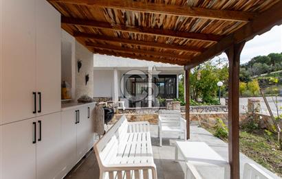 Eski Foça Atatürk Mah. Site İçerisinde Satılık 2+1 Dubleks Villa