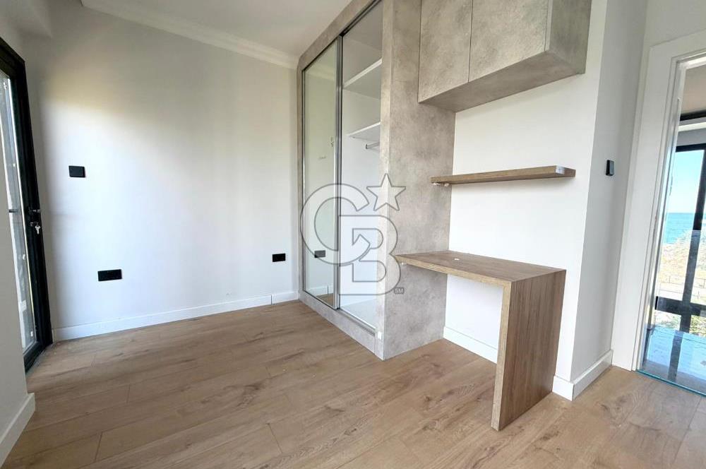Kıbrıs Girne Kervansaray Projesi Deniz ve Havuz Manzaralı Satılık 3+1 Loft Daire