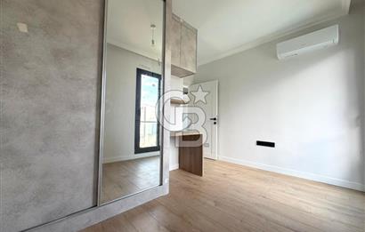 Kıbrıs Girne Kervansaray Projesi Deniz ve Havuz Manzaralı Satılık 3+1 Loft Daire