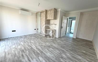 Kıbrıs Girne Kervansaray Projesi Havuz Manzaralı Satılık 4+1 Loft Daire