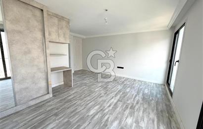Kıbrıs Girne Kervansaray Projesi Havuz Manzaralı Satılık 4+1 Loft Daire