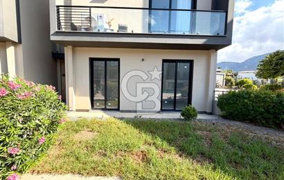 Kıbrıs Girne Kervansaray Projesi Havuz Manzaralı Satılık 2+1 Daire