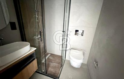 Kıbrıs Girne Kervansaray Projesi Deniz ve Havuz Manzaralı Satılık 3+1 Loft Daire