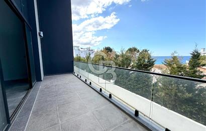Kıbrıs Girne Kervansaray Projesi Deniz ve Havuz Manzaralı Satılık 3+1 Loft Daire