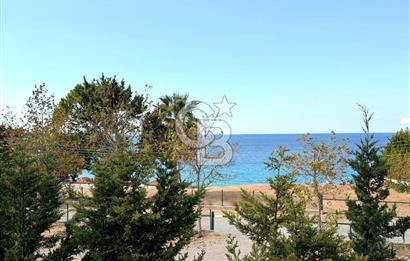 Kıbrıs Girne Kervansaray Projesi Deniz ve Havuz Manzaralı Satılık 3+1 Loft Daire