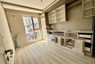 İNCEK'TE CADDE ÜZERİ MERKEZİ KONUMDA SIFIR 2+1 DUBLEX - 1 - 311170