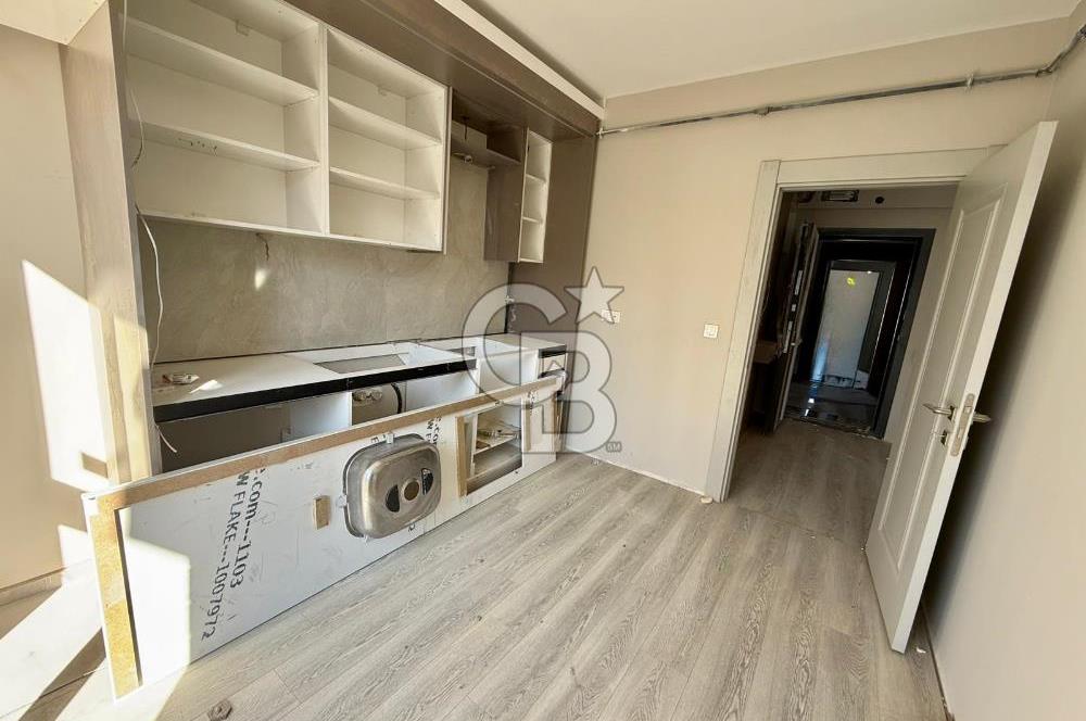 İNCEK'TE CADDE ÜZERİ MERKEZİ KONUMDA SIFIR 2+1 DUBLEX