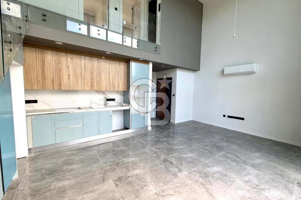 Kıbrıs Girne Kervansaray Projesi Havuz Manzaralı Satılık 3+1 Loft Daire