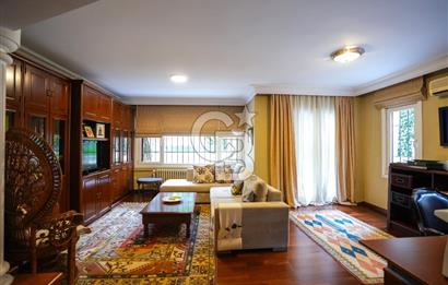 DRAGOS'TA ÇOK ÖZEL KONUMDA SAHİLE 200 METRE MESAFEDE 4 KATLI VİLLA