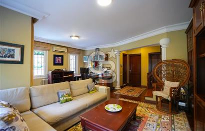 DRAGOS'TA ÇOK ÖZEL KONUMDA SAHİLE 200 METRE MESAFEDE 4 KATLI VİLLA