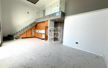 Kıbrıs Girne Kervansaray Projesi Havuz Manzaralı Satılık 4+1 Loft Daire