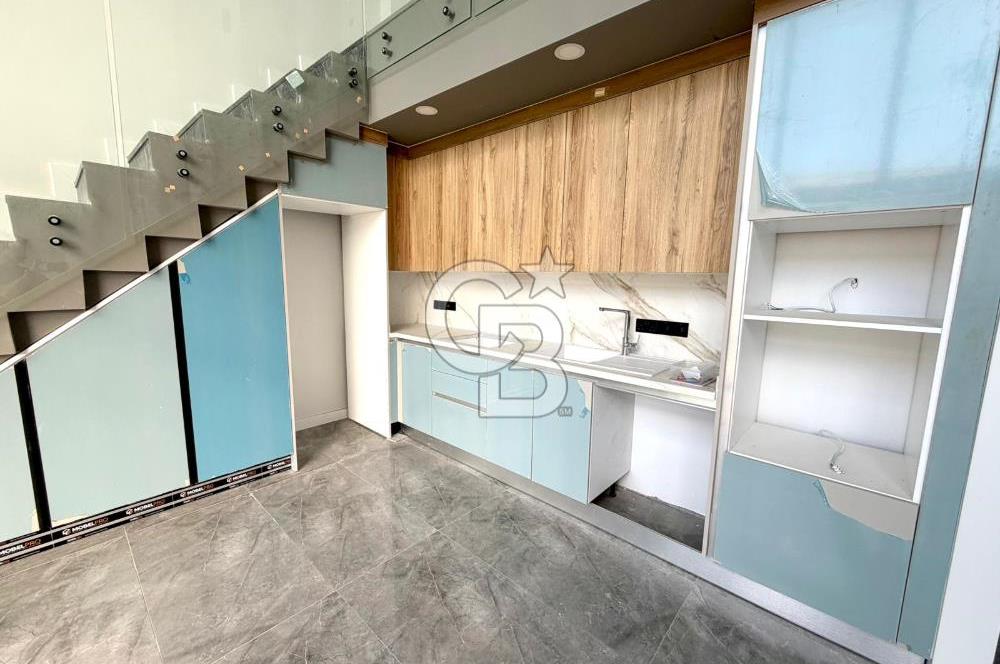 Kıbrıs Girne Kervansaray Projesi Havuz Manzaralı Satılık 3+1 Loft Daire