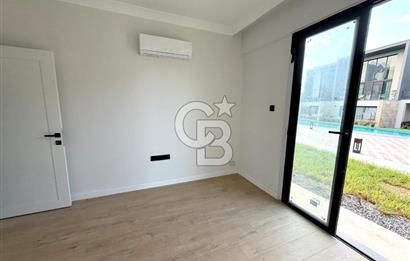 Kıbrıs Girne Kervansaray Projesi Havuz Manzaralı Satılık 2+1 Daire