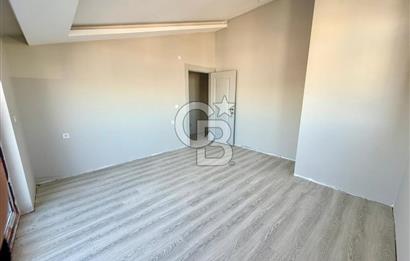 İNCEK'TE CADDE ÜZERİ MERKEZİ KONUMDA SIFIR 2+1 DUBLEX