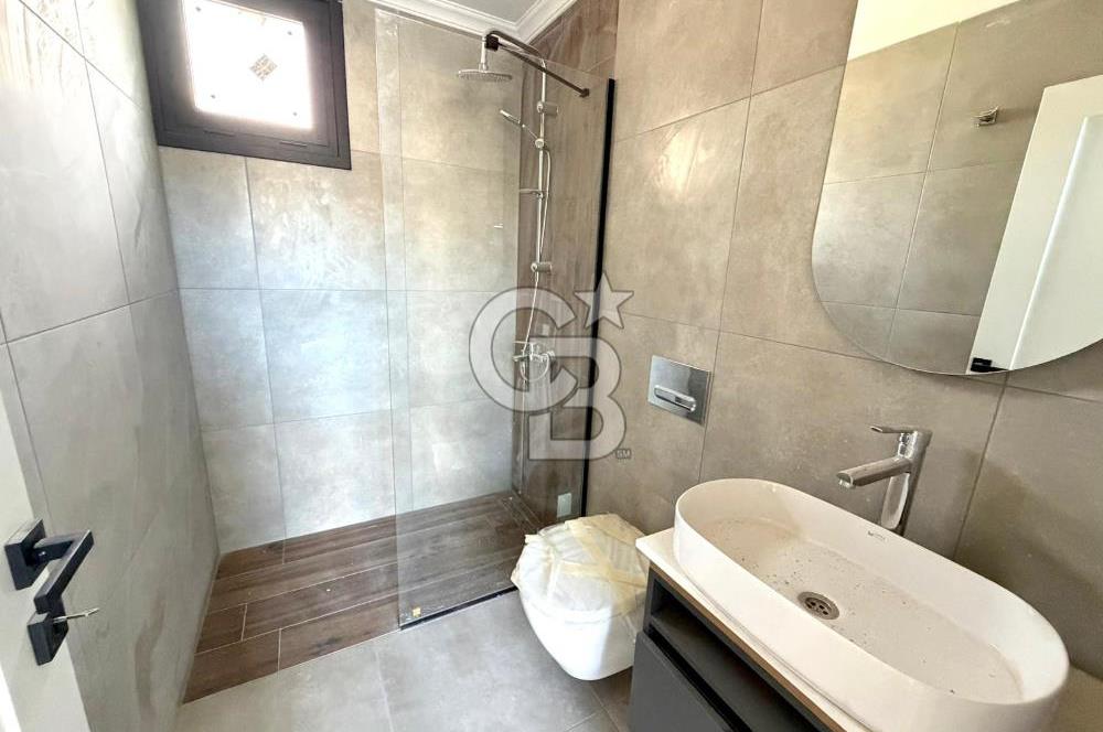 Kıbrıs Girne Kervansaray Projesi Havuz Manzaralı Satılık 3+1 Loft Daire