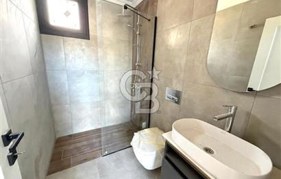 Kıbrıs Girne Kervansaray Projesi Havuz Manzaralı Satılık 3+1 Loft Daire