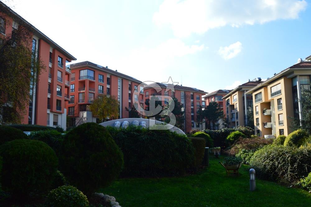 SARI KONAKLAR SİTESİNDE SATILIK 4+1