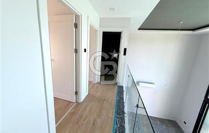 Kıbrıs Girne Kervansaray Projesi Havuz Manzaralı Satılık 3+1 Loft Daire