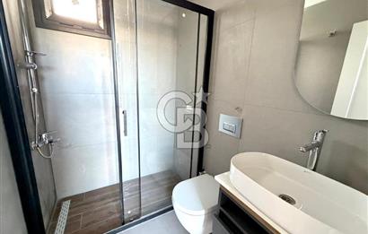 Kıbrıs Girne Kervansaray Projesi Deniz ve Havuz Manzaralı Satılık 3+1 Loft Daire
