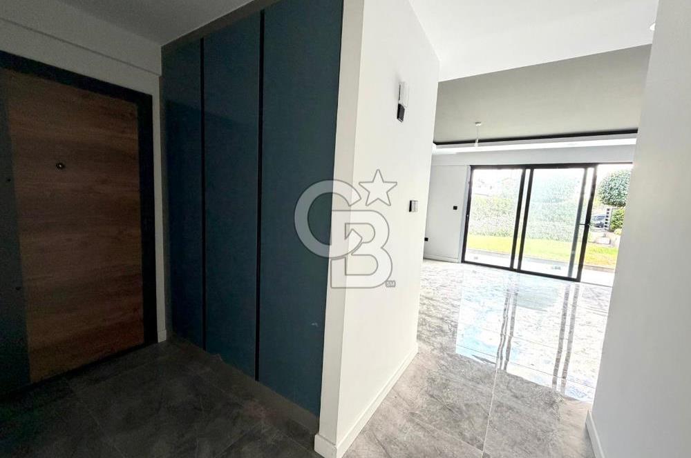 Kıbrıs Girne Kervansaray Projesi Havuz Manzaralı Satılık 2+1 Daire
