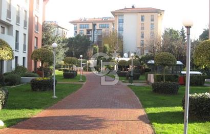 SARI KONAKLAR SİTESİNDE SATILIK 4+1