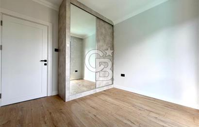 Kıbrıs Girne Kervansaray Projesi Deniz ve Havuz Manzaralı Satılık 3+1 Loft Daire