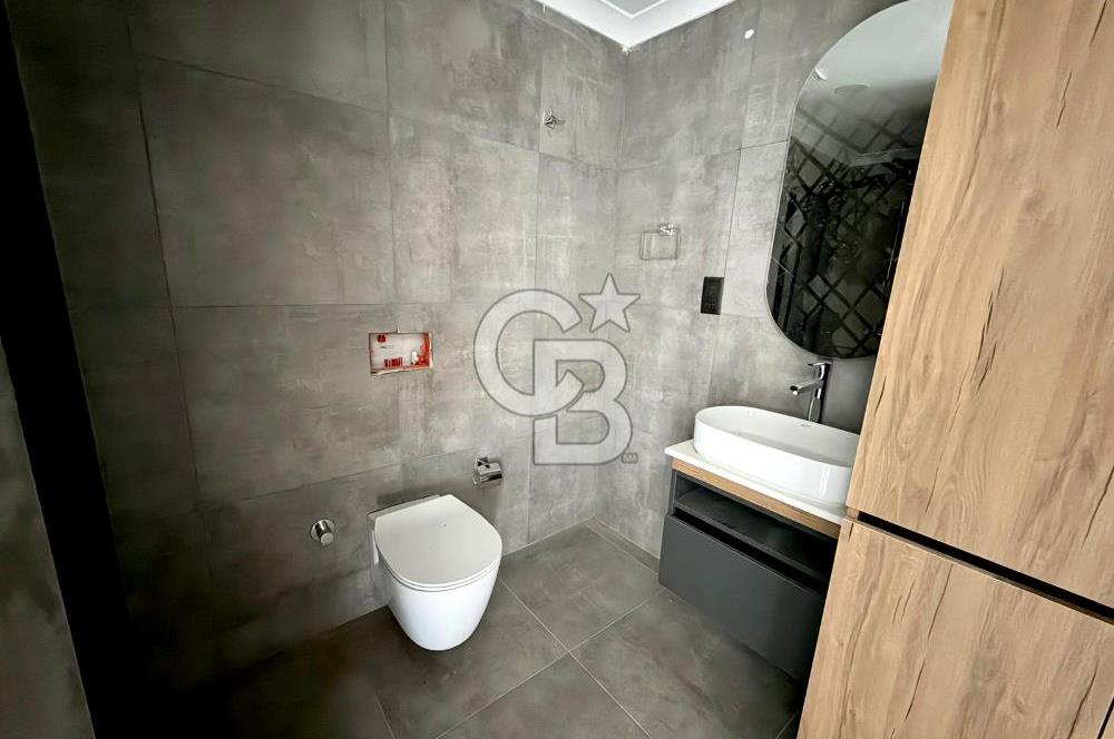 Kıbrıs Girne Kervansaray Projesi Havuz Manzaralı Satılık 2+1 Daire