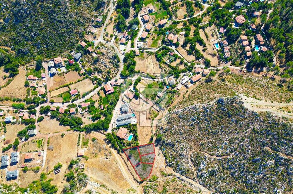 Muğla Marmaris Turunç Dereözü Mevkinde Satılık Arsa