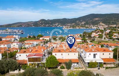 Eski Foça Atatürk Mah. Site İçerisinde Satılık 2+1 Dubleks Villa