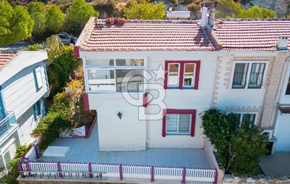 Foça Denizkent Sitesinde Satılık 2+1 Dubleks