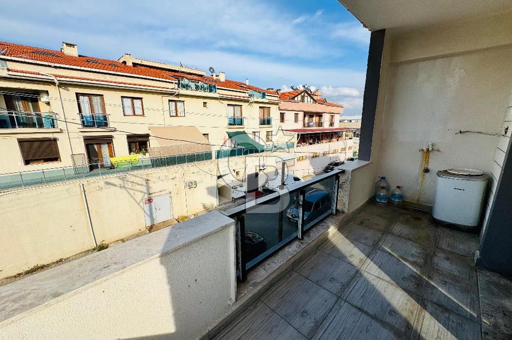 Foça Bağarası Kazım Dirik Mahallesinde Kiralık 2+1 Daire