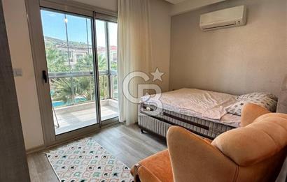 Eski Foça Havuzlu Site İçerisinde Eşyalı Kiralık 3+1 Villa