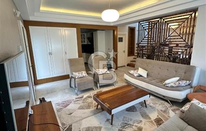 Eski Foça Havuzlu Site İçerisinde Eşyalı Kiralık 3+1 Villa