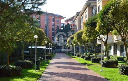 SARI KONAKLAR SİTESİNDE SATILIK 4+1