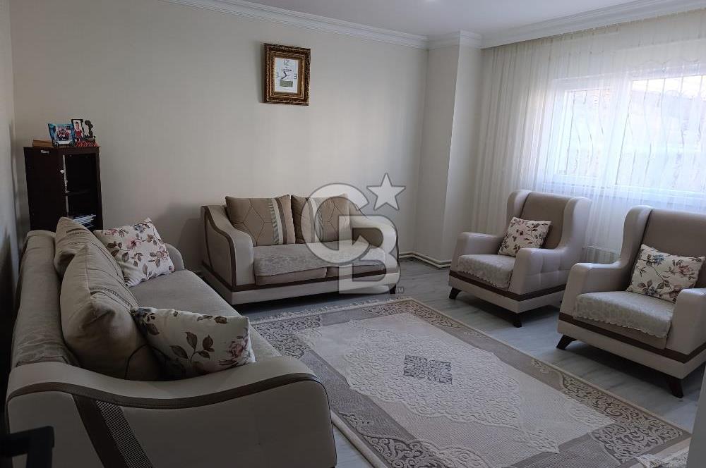 MÜRSEL ULUÇ'TA MERKEZİ,KULLANIŞLI,YENİLENMİŞ 3+1 SATILIK DAİRE!
