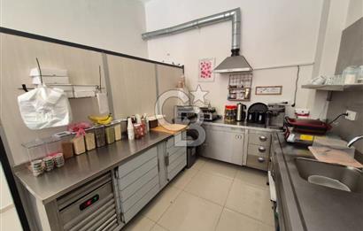 KARŞIYAKA ŞEMİKLER MERKEZ LÜKS BİNADA SATILIK DÜKKAN