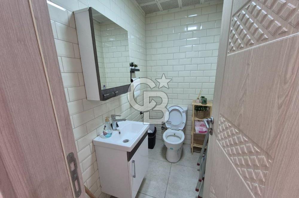 KARŞIYAKA ŞEMİKLER MERKEZ LÜKS BİNADA SATILIK DÜKKAN